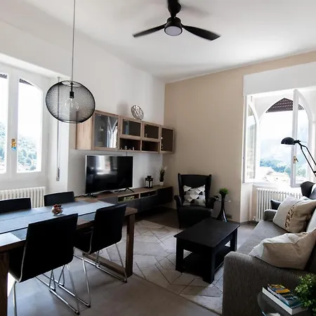 Appartement Bella Alda Beautiful Castle Penthouse Canzo