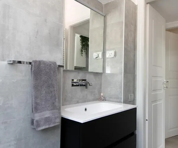 Bella Alda Beautiful Castle Penthouse Canzo