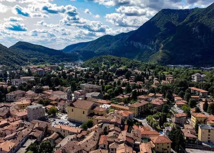 Апартаменты Bella Alda Beautiful Castle Penthouse