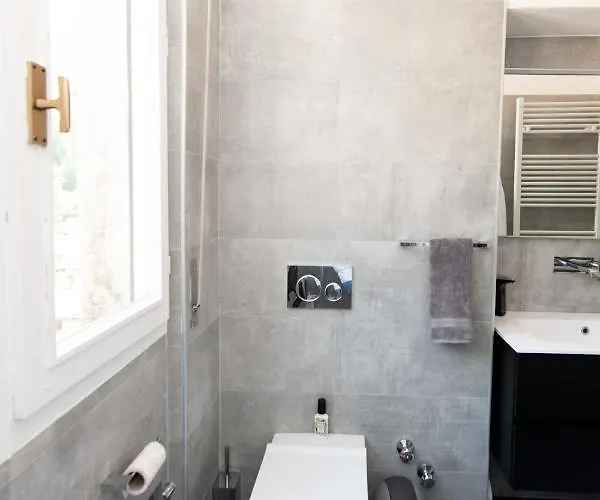 Bella Alda Beautiful Castle Penthouse *