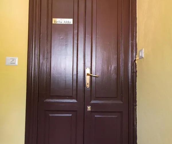 Bella Alda Beautiful Castle Penthouse Apartament